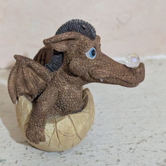 Baby Dragon Figurine 1994 Handmade Made In England Crystal Nose Brown   2.5" - Picture 2 of 7